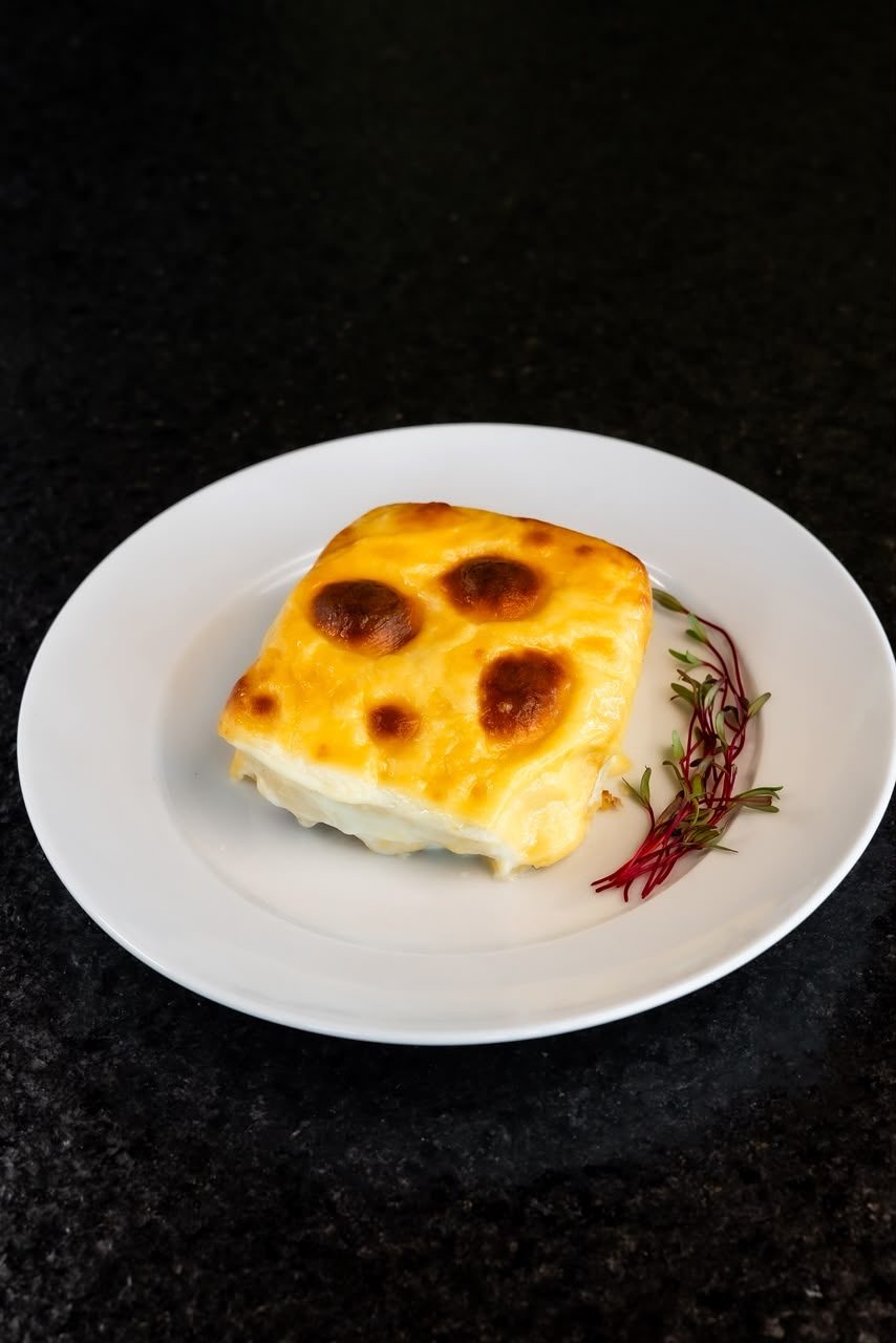 Croque monsieur gratinado